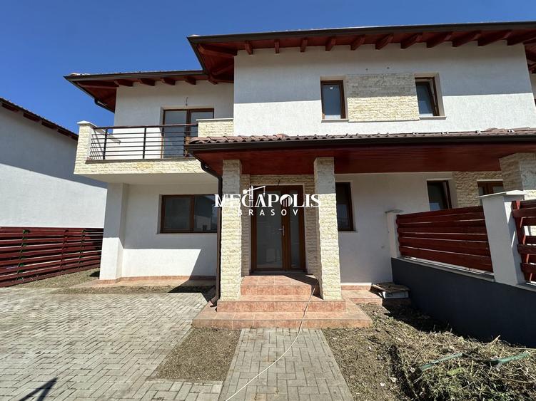Intrarea in Sanpetru / Cartier Privat / Credit