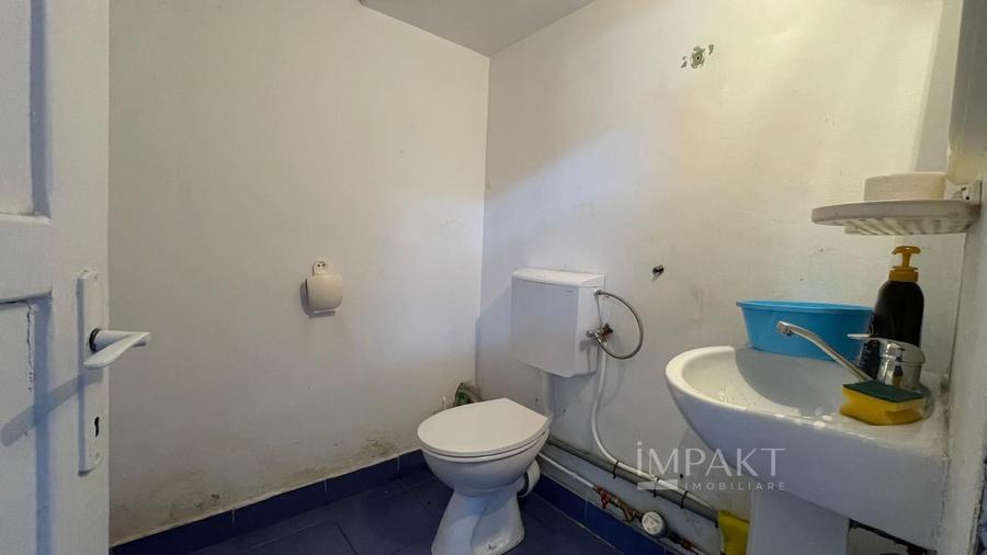 Spatiu Comercial de Vanzare in Marasti, 200 mp, Intrari Separate