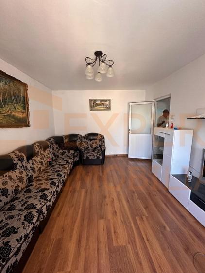 Apartament 4 Camere de Vânzare în Inel I - Constanța | Decomandat