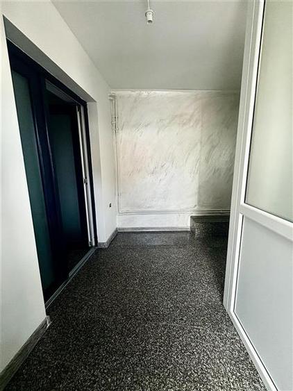Spațiu Comercial Renovat, 40 mp, Zona Trocadero
