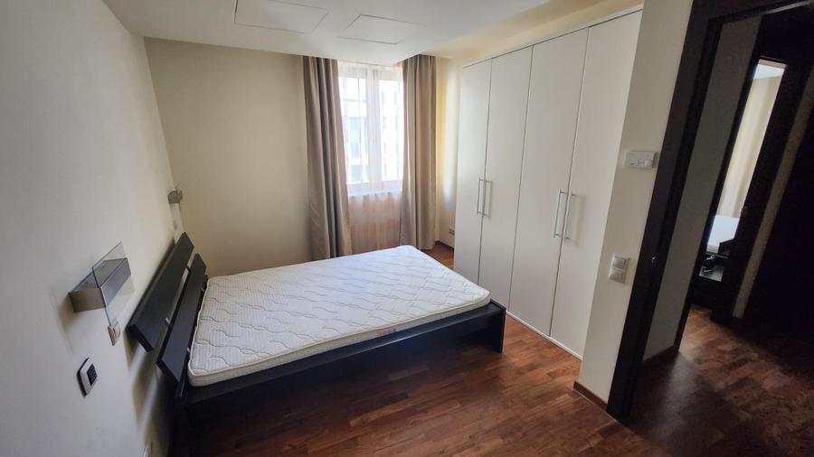 Apartament 3 camere complet mobilat loc de parcare subteran inclus