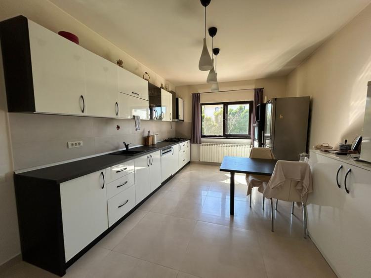 Vila Individuala Corbeanca / 5 camere / 340 mp / Comision 0%