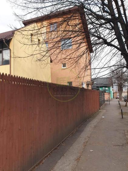 Vila de vanzare Brasov, zona excelenta - Investitie