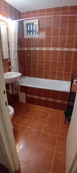 Apartament 3 camere confort unu Central -Medicina Mobilat Utilat loc parcare