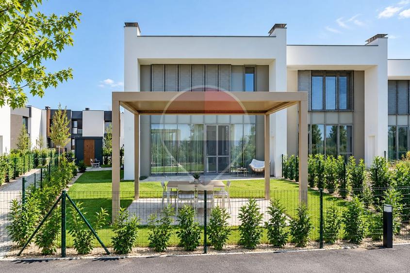 Vila Amber Forest | UV05 | Design Premium | Complet mobilata & utilata
