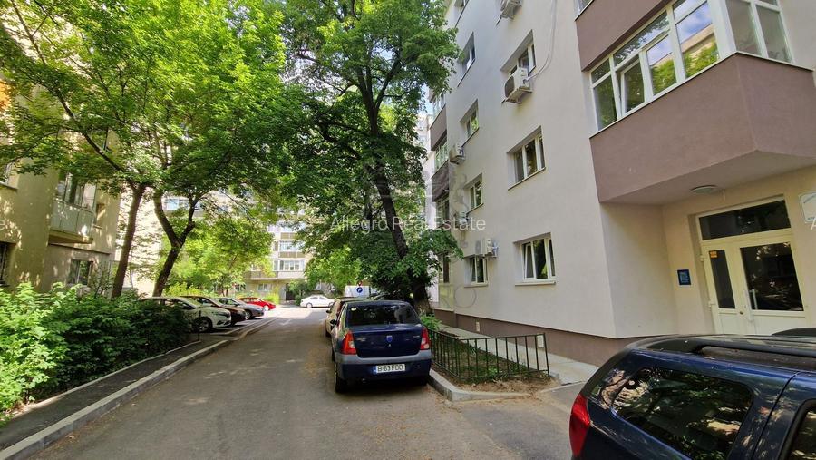 2 Camere | Decomandat | Centrala proprie | 1981 | Parcare ADP | Parter - 12