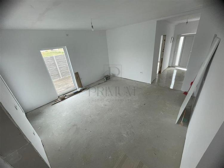 Duplex 4 camere - toate utilitatile - zona excelenta
