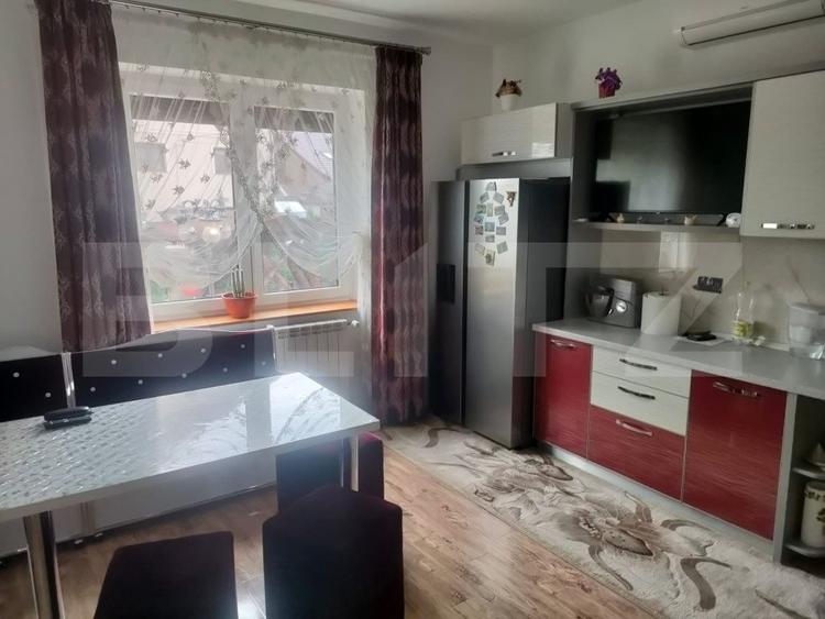 Casa cu 8 camere ,mobilata si utilata zona Marginea, Radauti