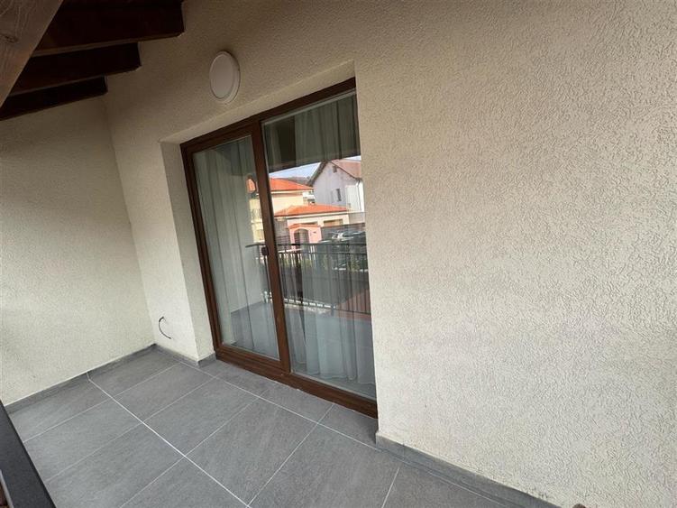 Casa moderna 4 camere 2 bai si curte Selimbar