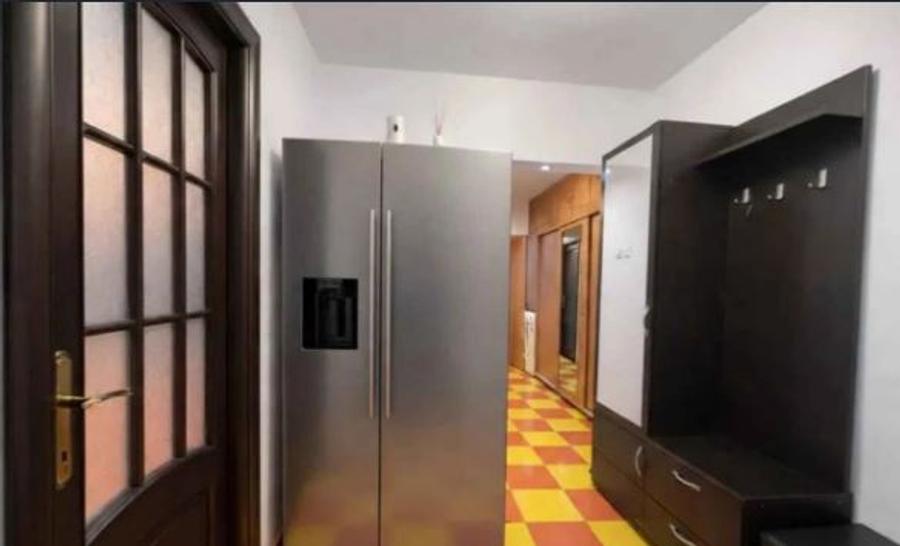 Apartament 3 Camere,Giulesti,bl.1977,reabilitat,Amenajat,loc parcare,mobilat