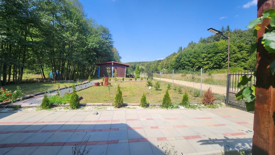4 case de vacanță 2600 mp curte/complex turistic - 4
