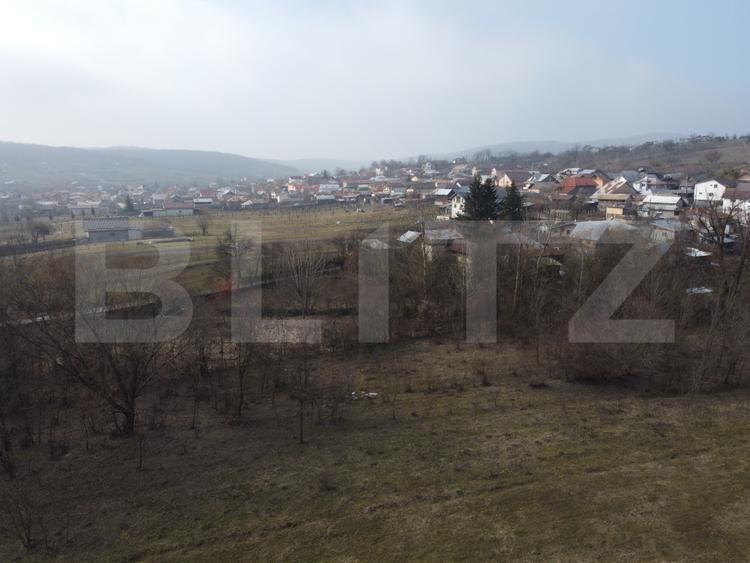 Teren de vanzare, 3470 mp, zona Ocnița