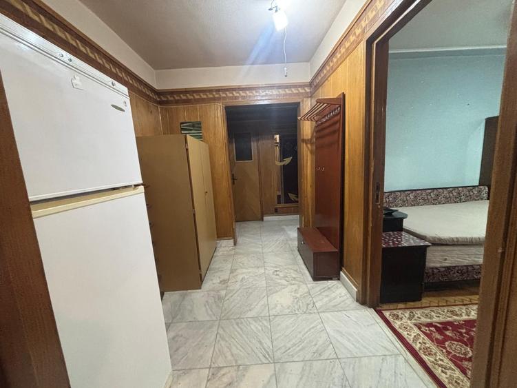 Apartament 3 camere Podu Ros - Intersectie