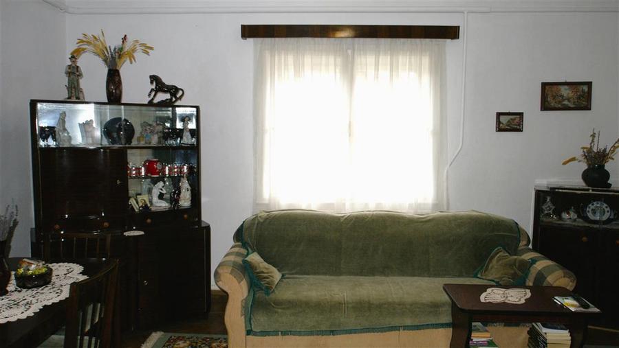REPOZITIONARE PRET! Jumatate duplex in Criscior, Hunedoara