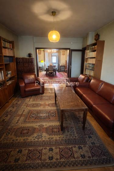 3 camere Piața Victoriei decomandat,garaj,et. 2,1968,metrou,91 mp,boxa - 3