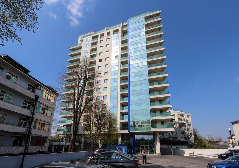 2 camere de inchiriat- Circului Park Tower-parcare subterana-boxa-parc