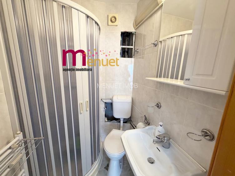 Apartament 3 camere,str.Victoriei,etaj 2 - 18