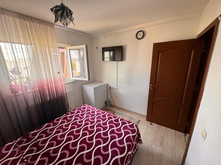 Apartament open-space cu 3 camere, 58 mp, zona Rovine