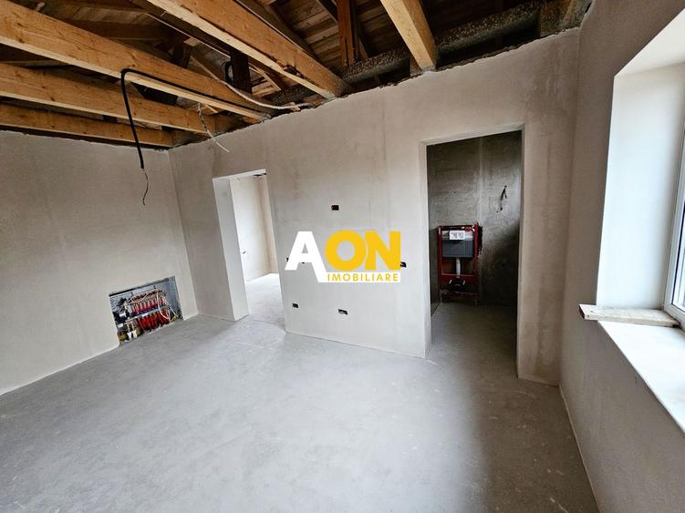 Casa semifinisata, 4 camere, 3 bai, 339 mp teren, zona Valea Popii