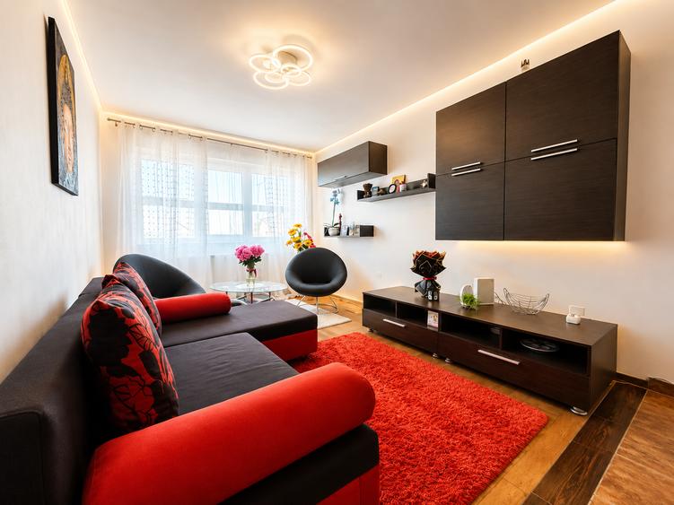 Apartament 3 Camere Decomandat | 80 mp | Bloc cu Lift | Etaj 8/10