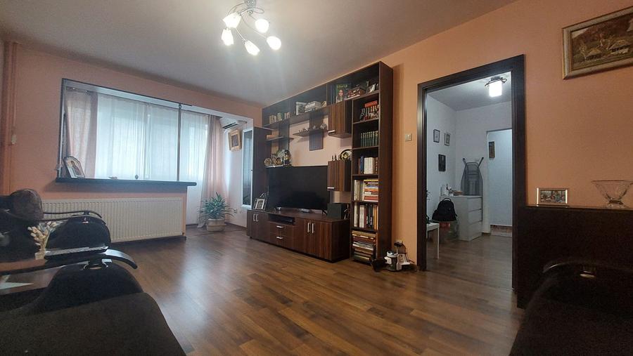 Titan,500 m de Metrou 1 Decembrie | 2camere, decomandat, 6/10, mobilat
