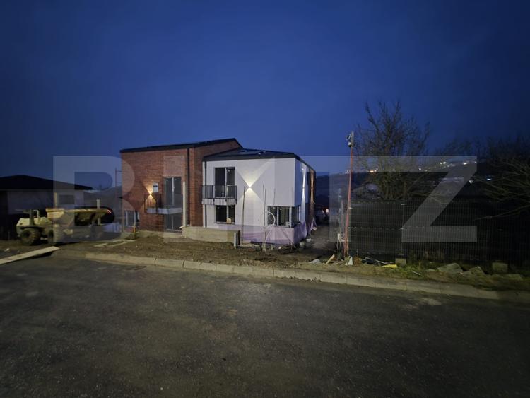 Duplex Premium, 5 camere, 180 mp, NZEB, teren 300mp, zona Criseni Dezmir