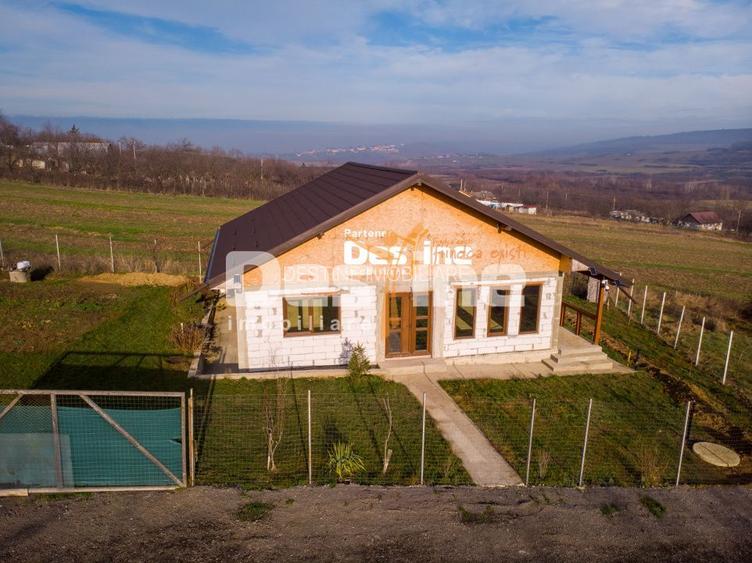 Casă individuală 3 camere 75 mp P+POD 570 mp teren - 4
