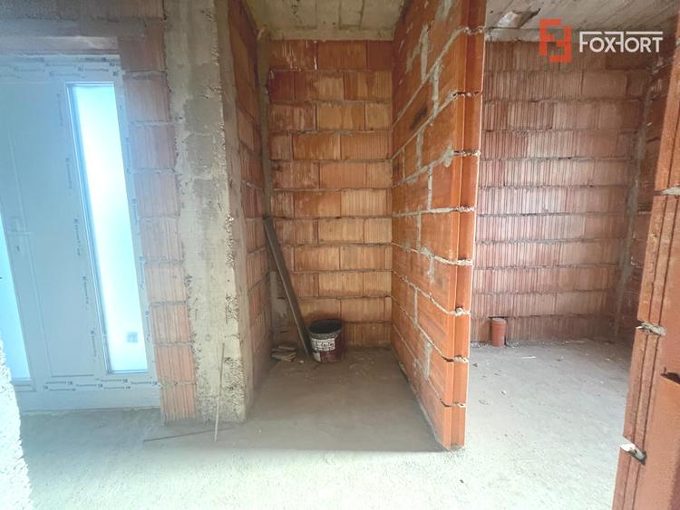 Duplex cu 4 camere, despartit prin camera tehnic - zona Urseni