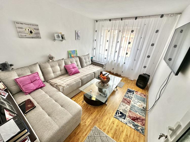 Apartament 2 camere in Cetate mobilat si utilat zona Spital
