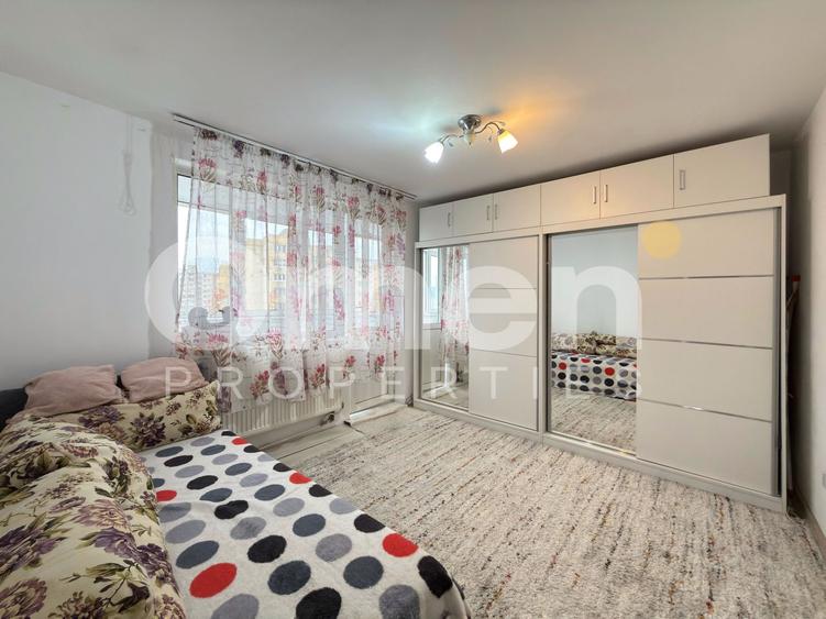 Apartament 4 camere | Semiluna | etaj 5 | lift nou | 125 000 euro