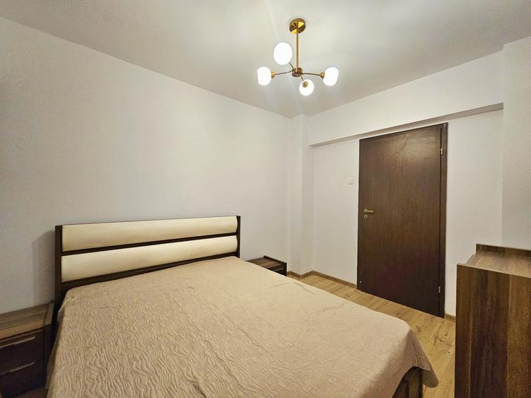 Prima inchiriere/ Apartament decomandat