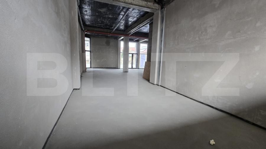Spatiu comercial, 250 mp, zona Semicentral