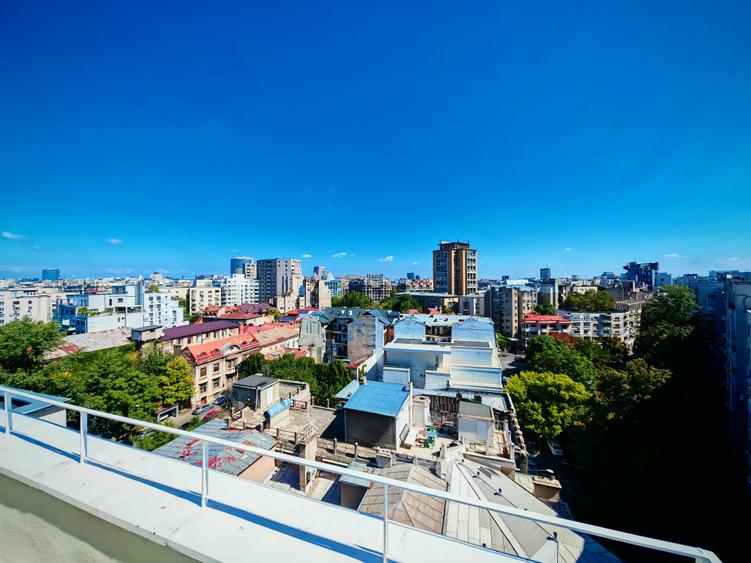 Apartament cochet cu terasa si vedere panoramica in Unirii cu centrala de bloc