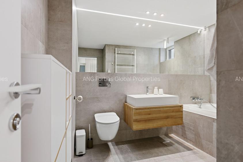 Penthouse Cartierul Francez: Armonie de Spațiu, Lumină și Liniște - 13