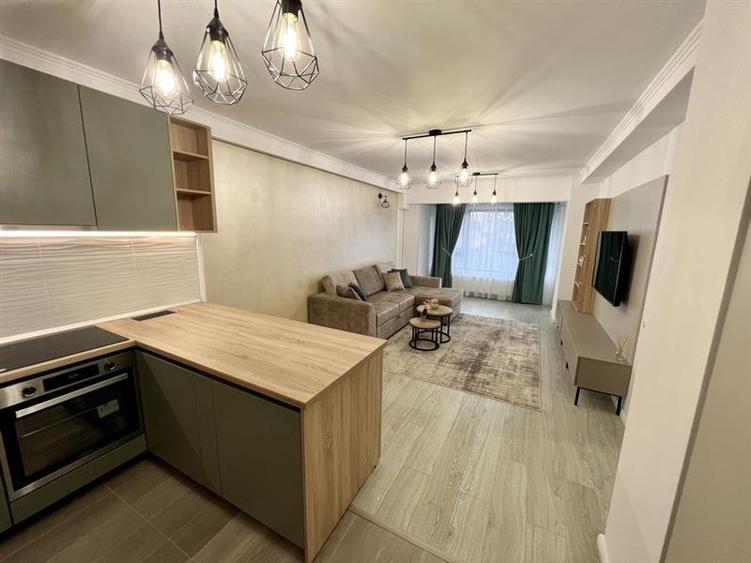 Inchiriere apartament 2 camere de LUX in Plopilor- zona Platinia Mall, Cluj Napo