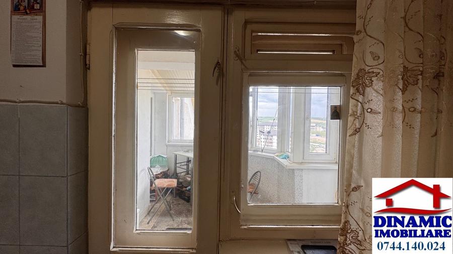Ap. 2 cam, 63 mp, decomandat, Mihai Viteazul – 65 000 Euro