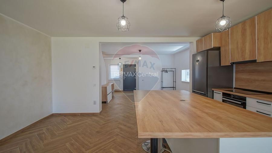 Casă de vânzare, Tărlungeni - 3