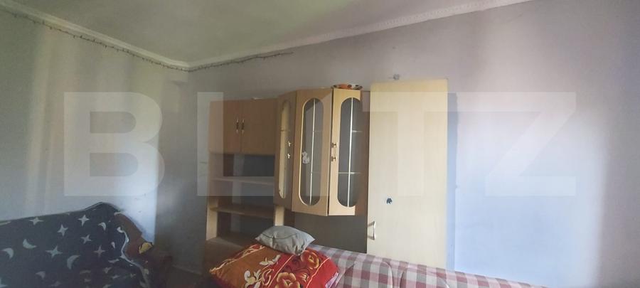 Apartament semidecomandat, 32 mp, zona Closca