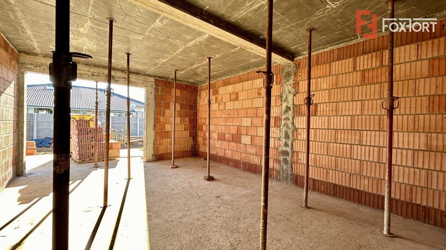 Duplex 4 camere pe parter + perete dublu despartitor - Sanandrei