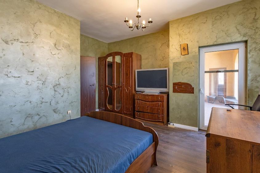 Vila Ronat la cheie