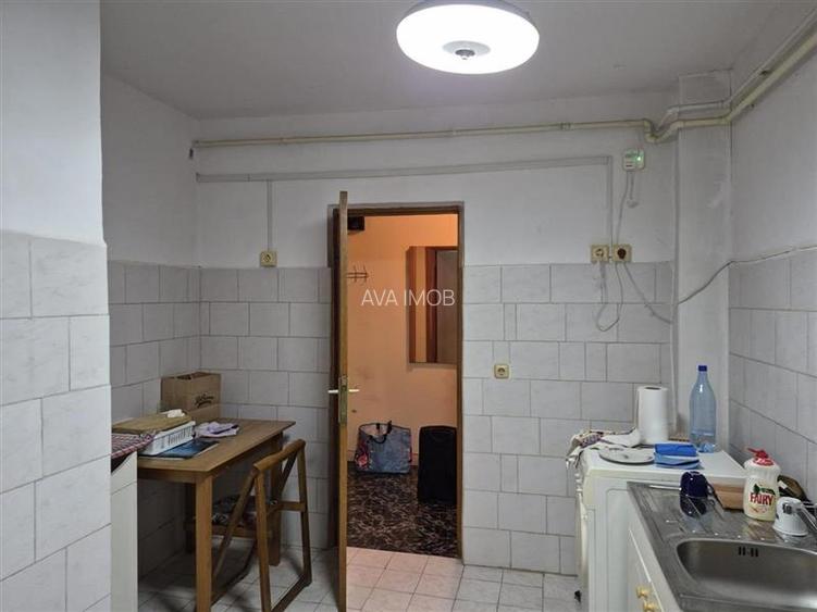 Apartament 2 camere semidecomandat, zona Bistrita Lac - 9