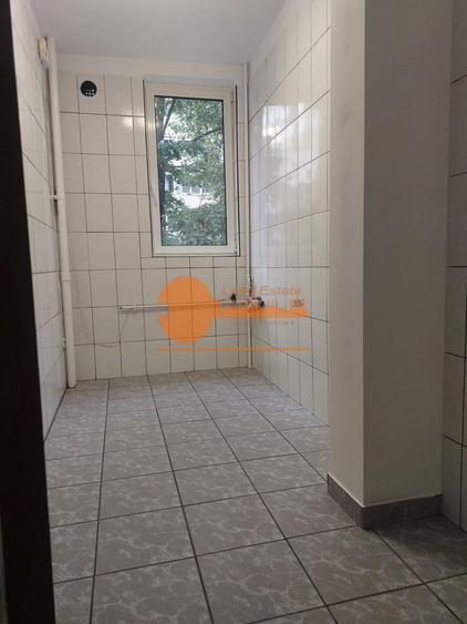 Apartament 4 camere – Drumul Taberei, lângă parc și metrou