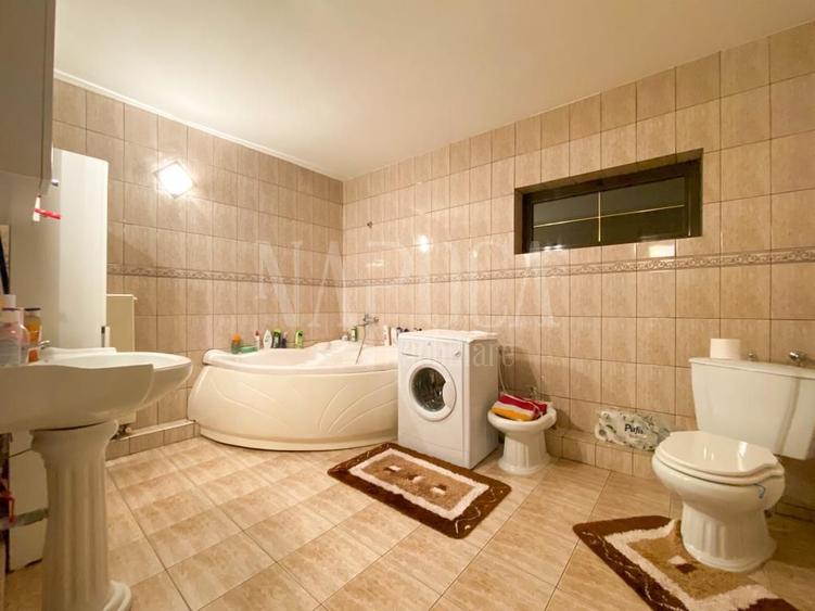 Apartament 6 camere de vanzare in Someseni, Cluj Napoca