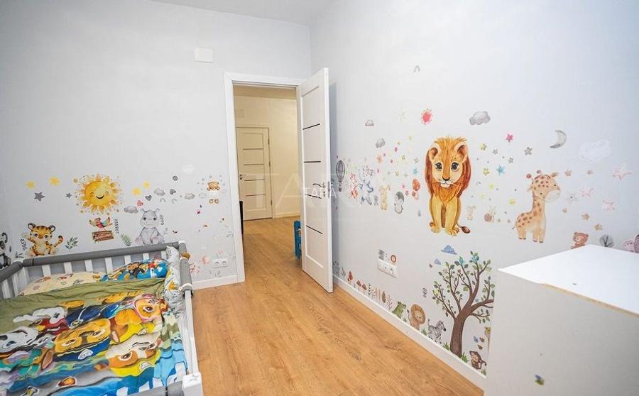 Apartament 4 Camere decomandate. Zona Rivus, inclus 2 Parcari. Clasa A - 11