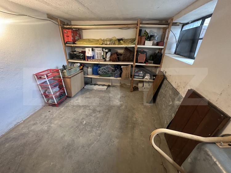Apartament de vanzare, 160 mp, teren 165 mp, zona Strandului
