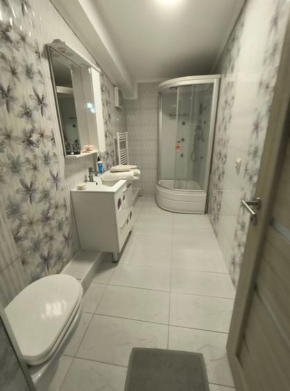 Camil Ressu- Ramnicu Sarat-adiacent- Fizicienilor curte+piscina