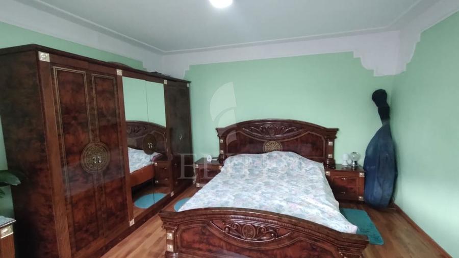 Apartament 2 camere în zona Decebal