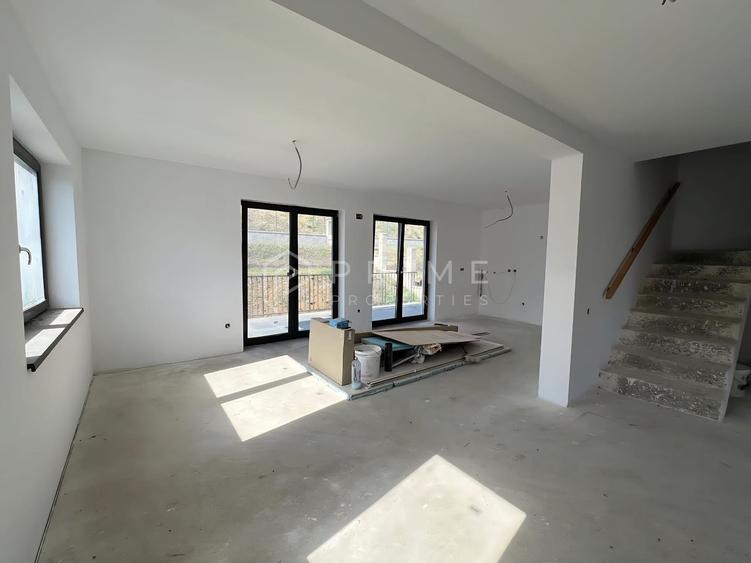 Casa individuala 120mp utili - Corunca - cu acces rapid la Târgu-Mureș
