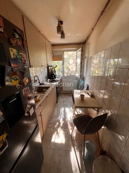 Apartament 2 camere ,semidecomandat ,centrala Eroii revolutiei metrou la 100m. - 4