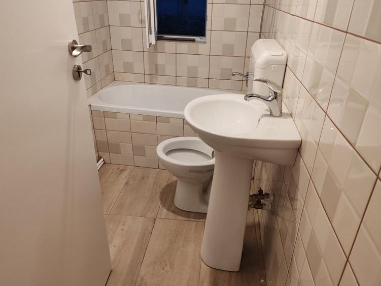 Spatiu pretabil sediu firma, birouri